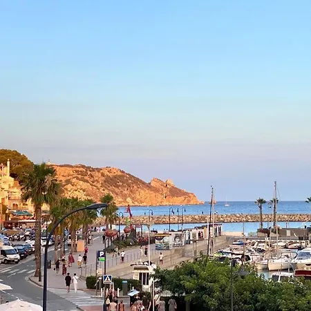 Les Orenetes Apartman *